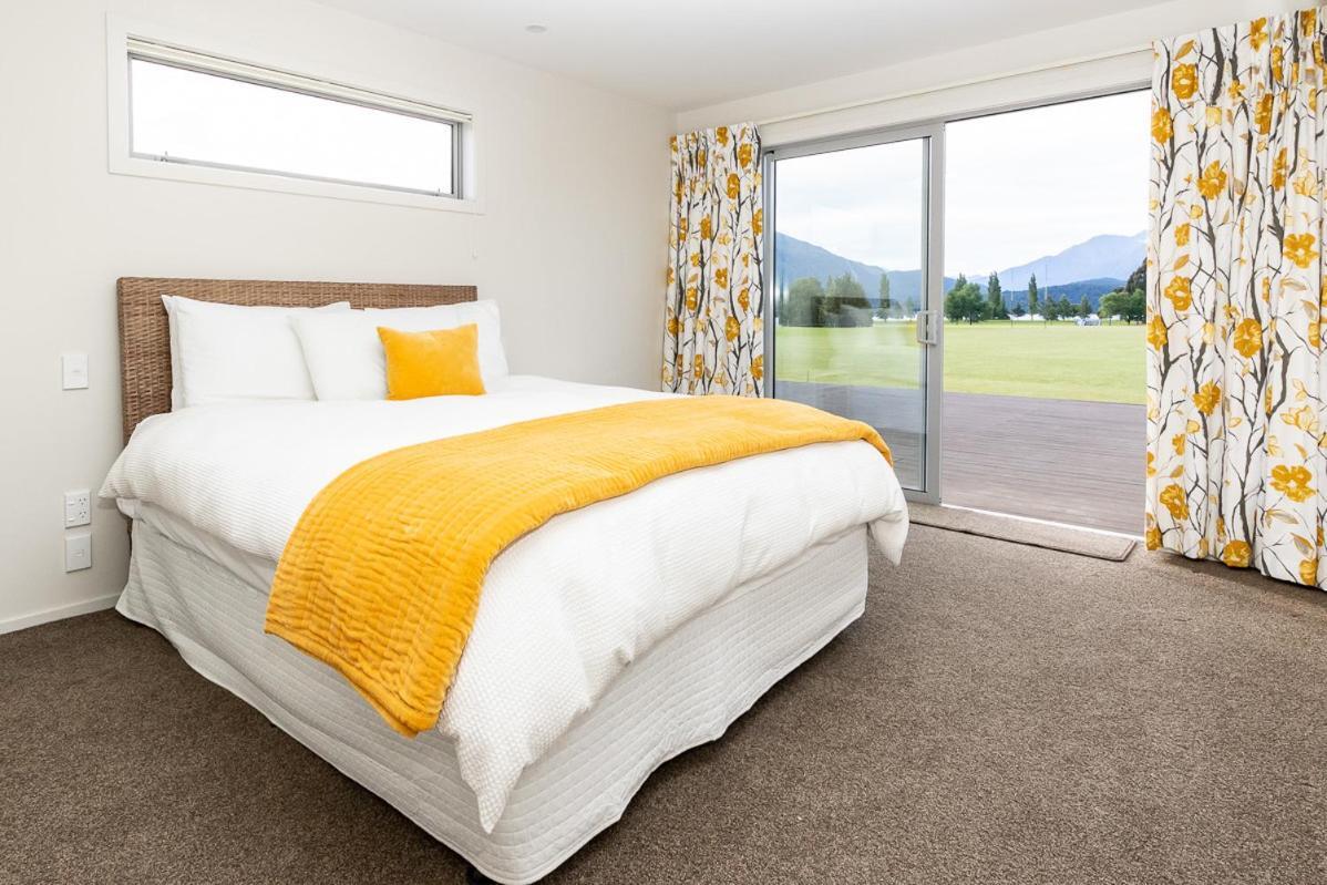 Poppa Pete'S - Te Anau Holiday Home Kültér fotó
