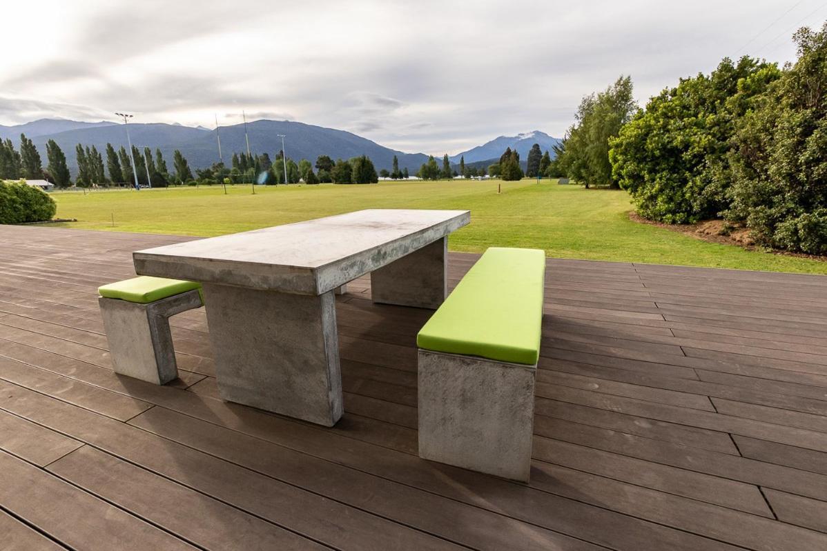 Poppa Pete'S - Te Anau Holiday Home Kültér fotó